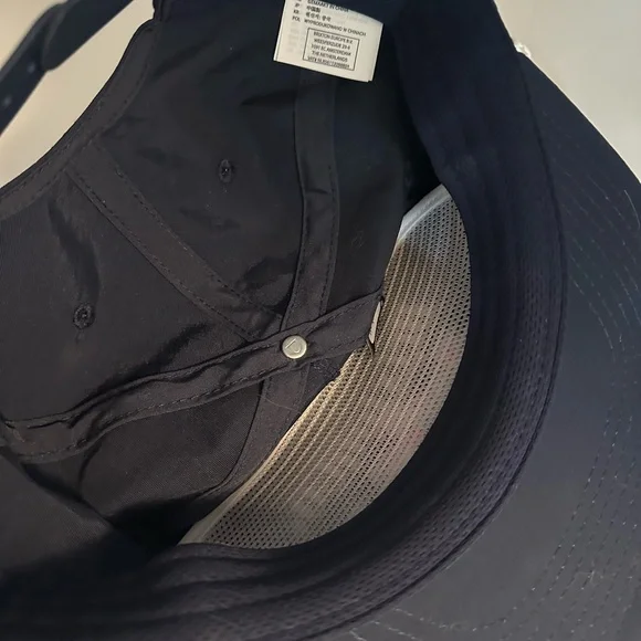 Brixton Black Casual Hat with Smooth Fabric - Picture 3 of 4